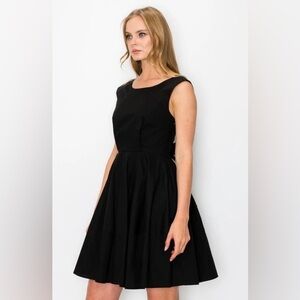 MELLODAY Black sleeveless Deep V back‎ skater dress size L.